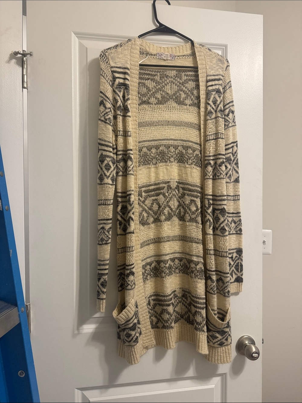 Pink Republic Cream and Gray Patterned Open-Front Cardigan